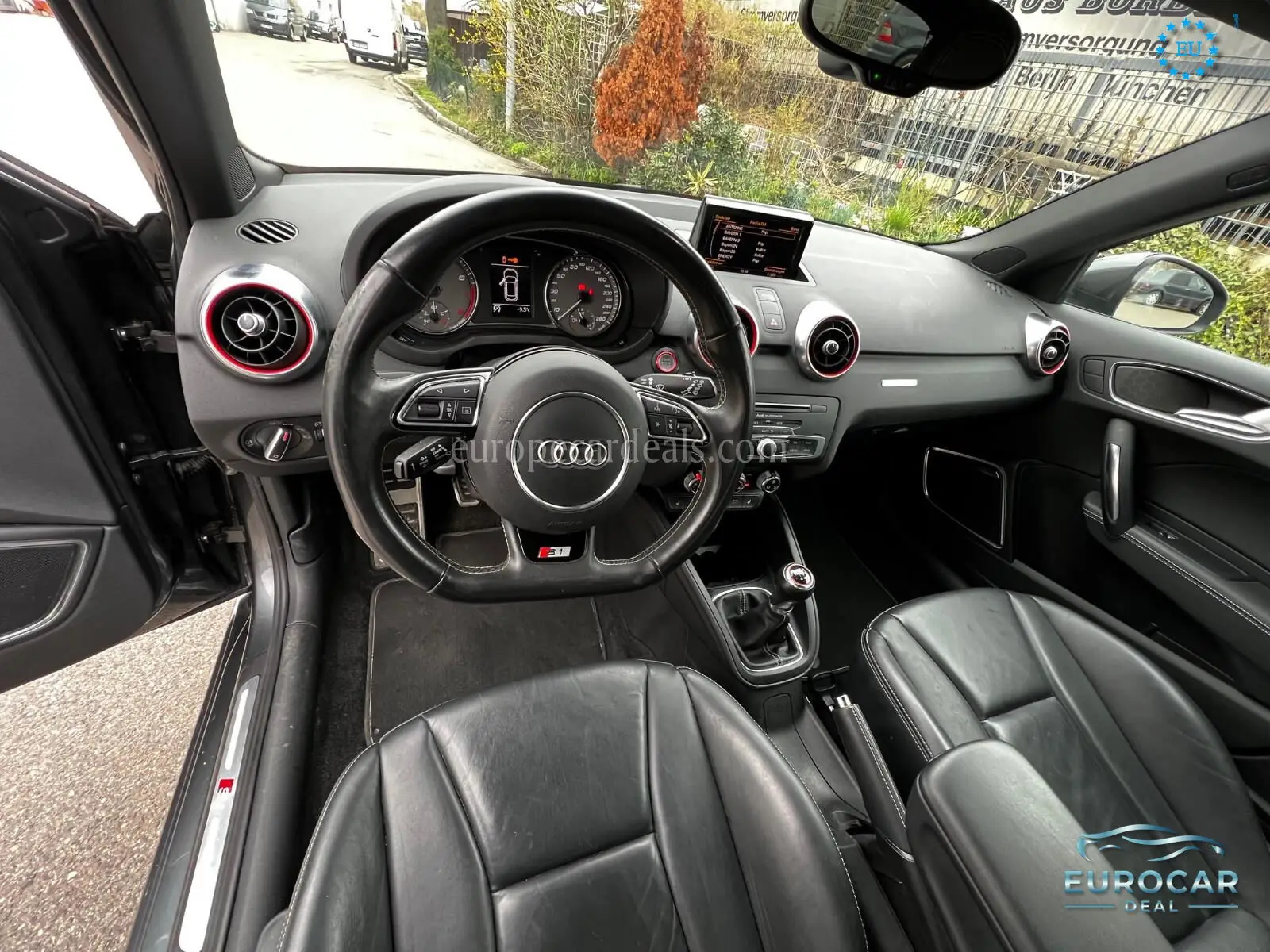 Audi S1