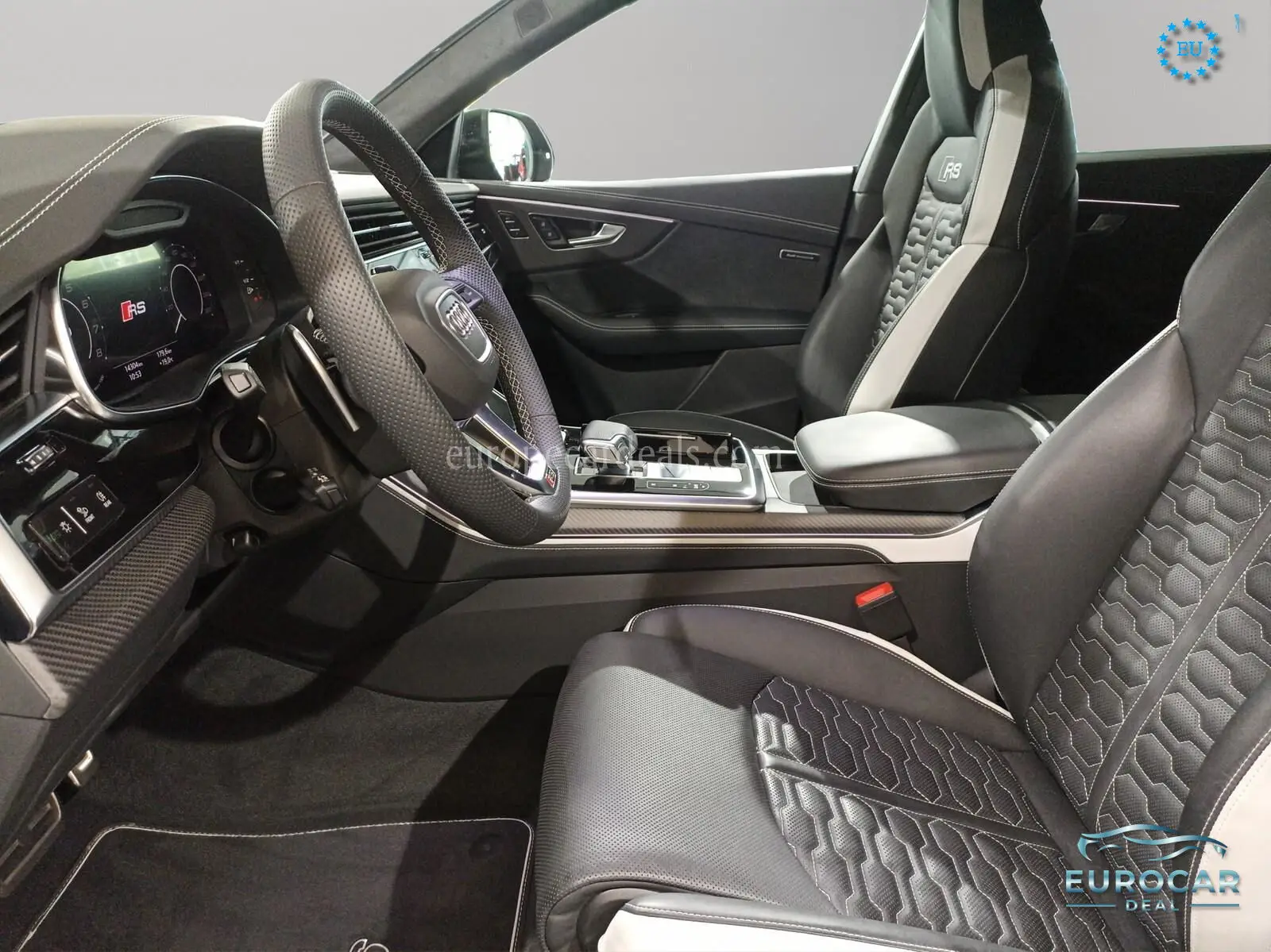 Audi RSQ8