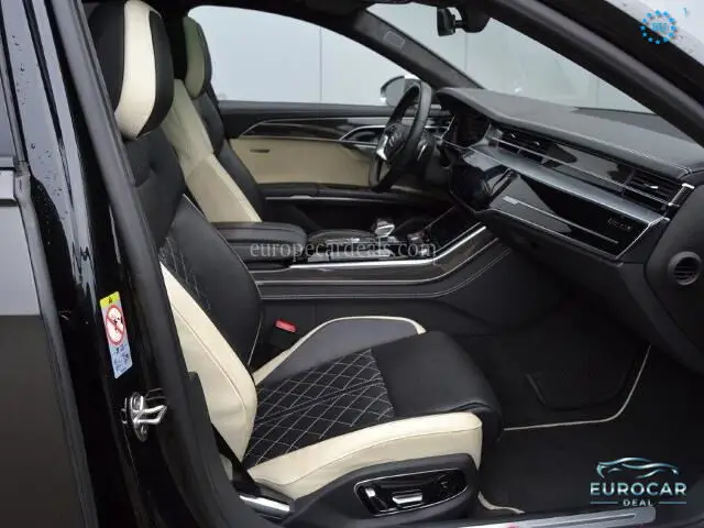 Audi S8