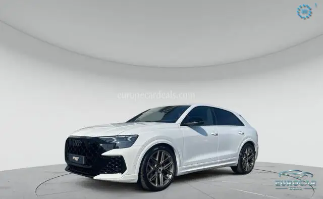 Audi RSQ8