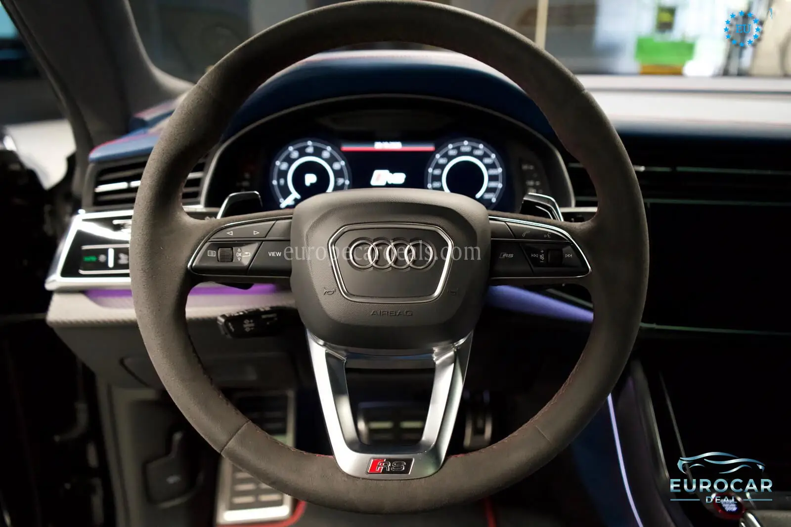 Audi RSQ8