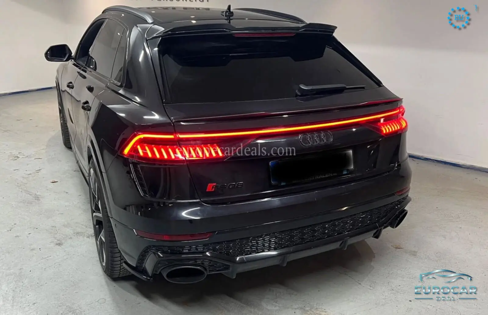 Audi RSQ8