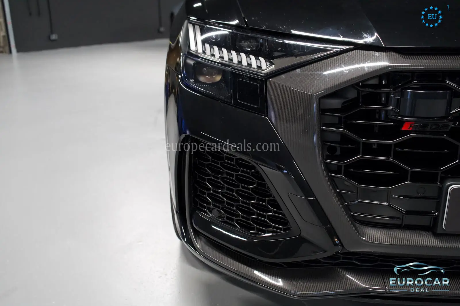 Audi RSQ8