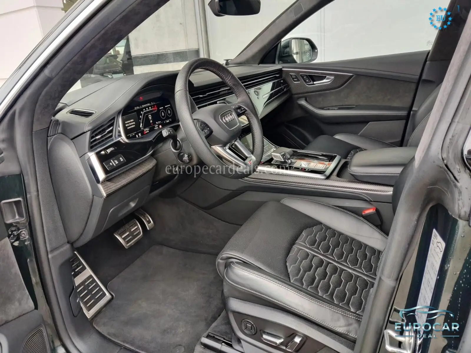 Audi RSQ8