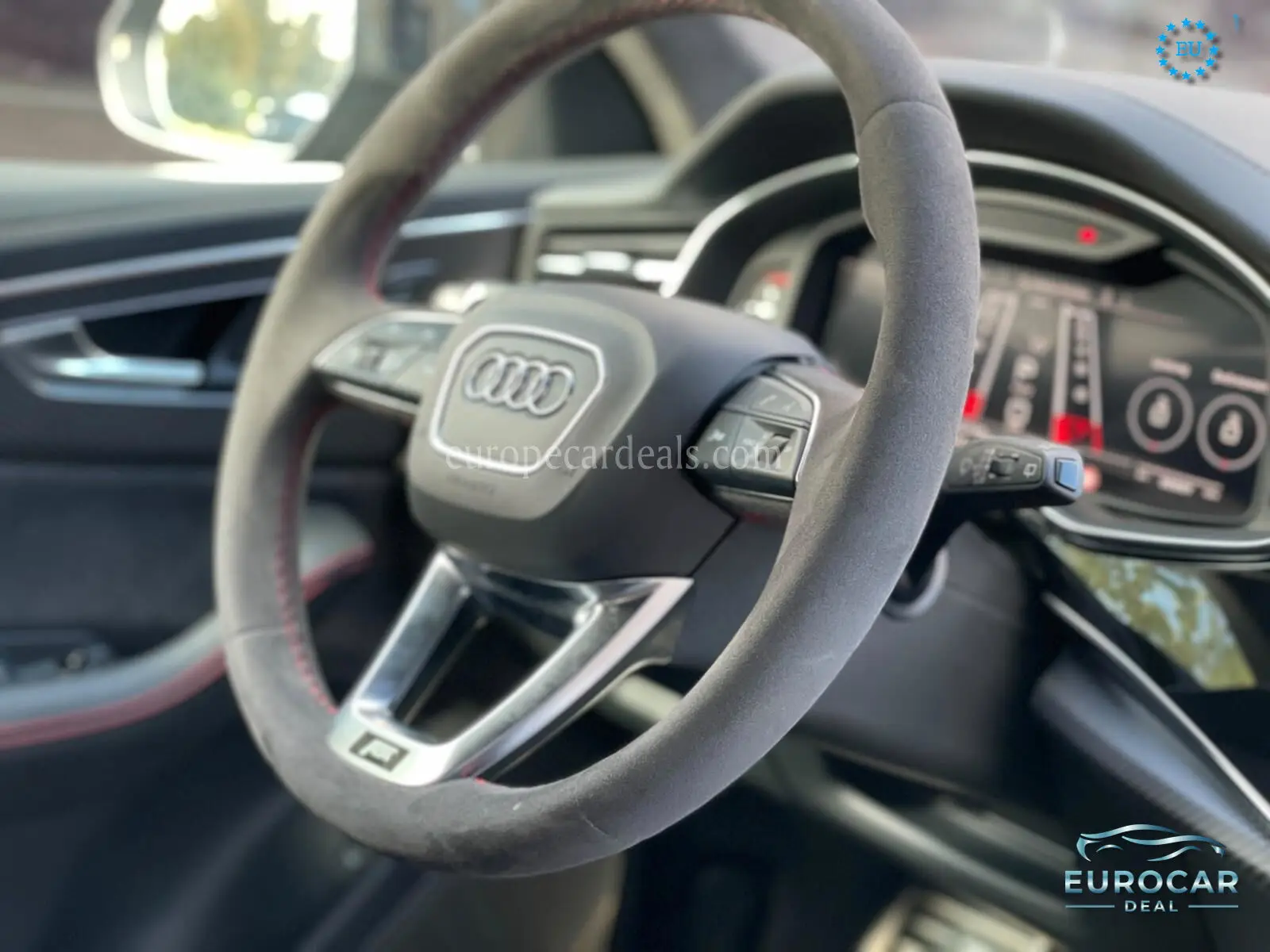 Audi RSQ8