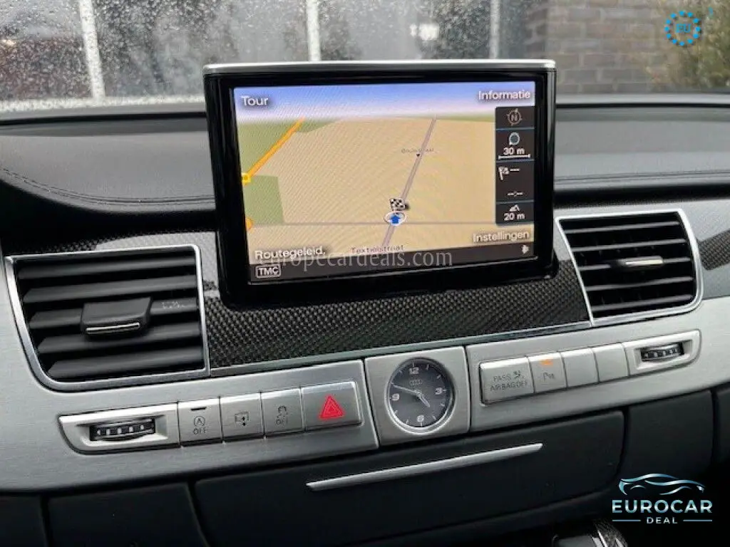 Audi S8