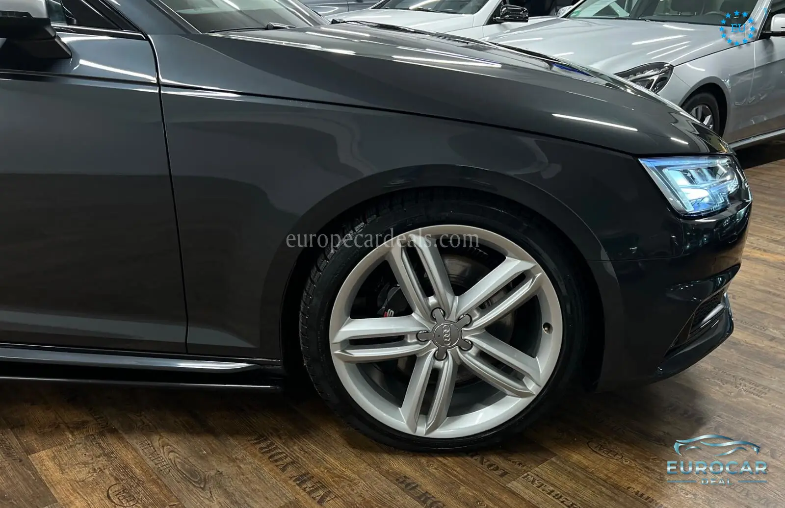 Audi S4