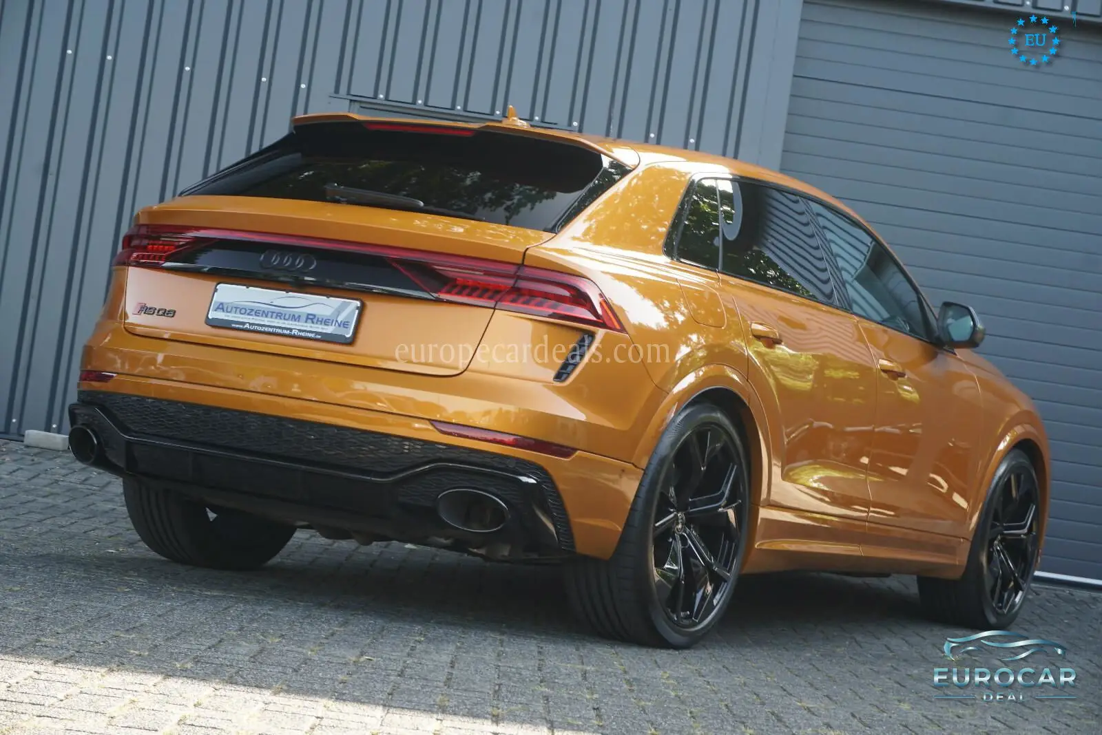 Audi RSQ8