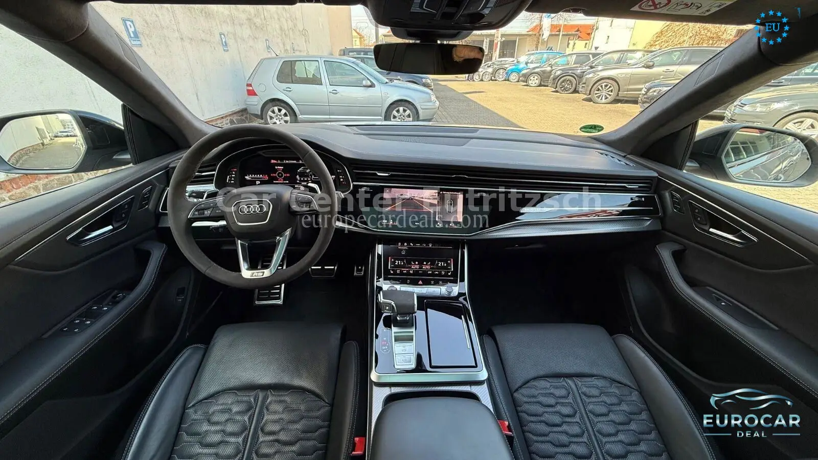 Audi RSQ8