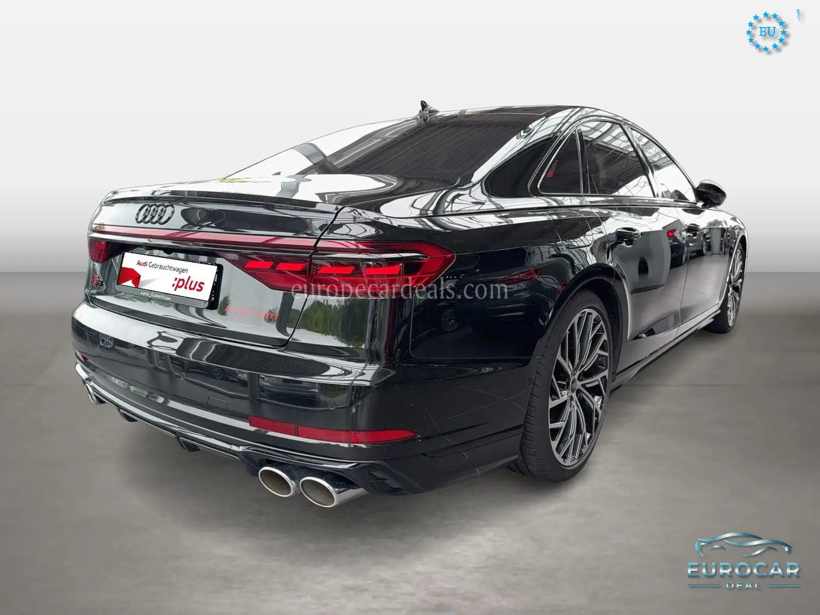 Audi S8