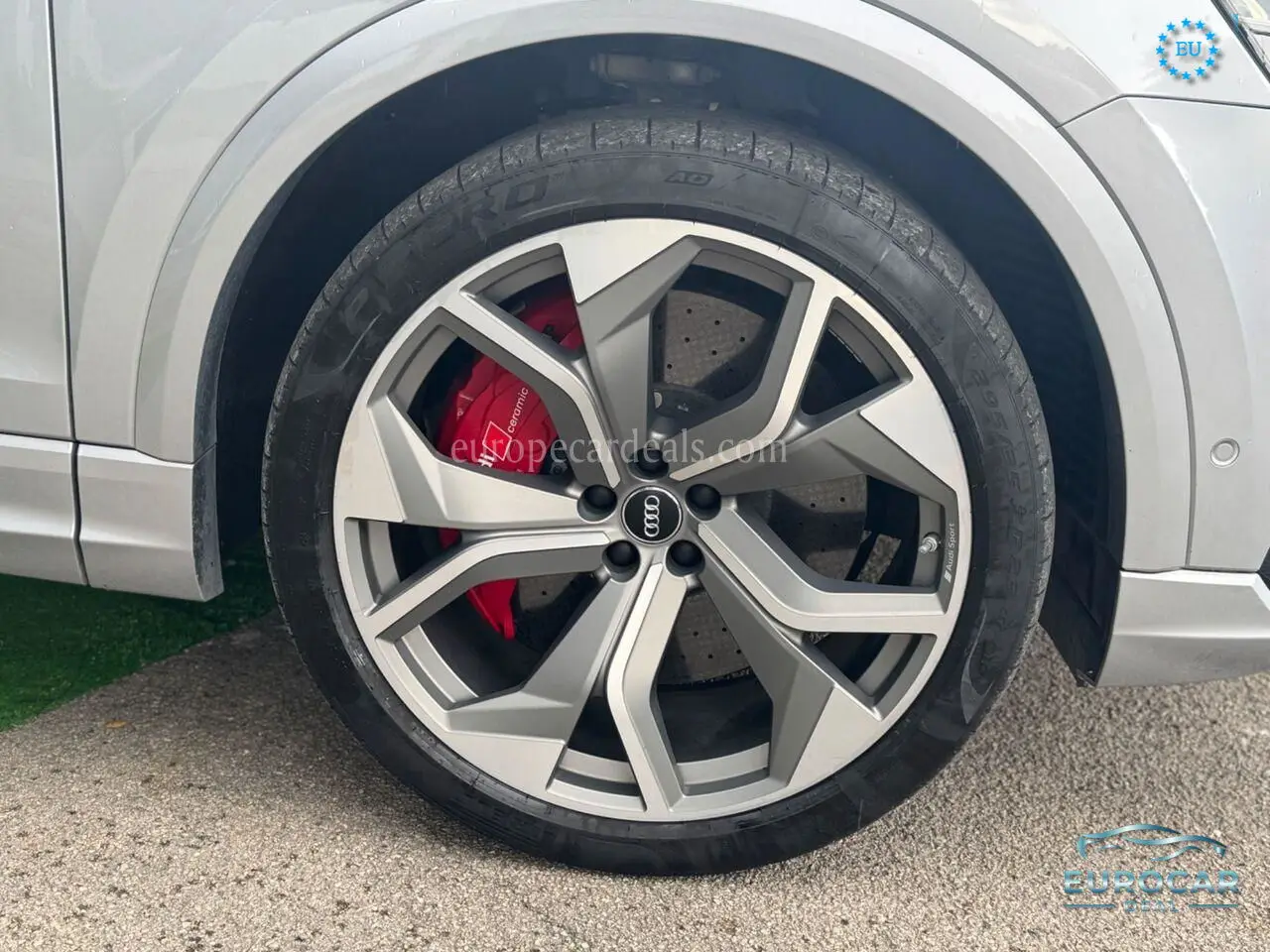 Audi Q8