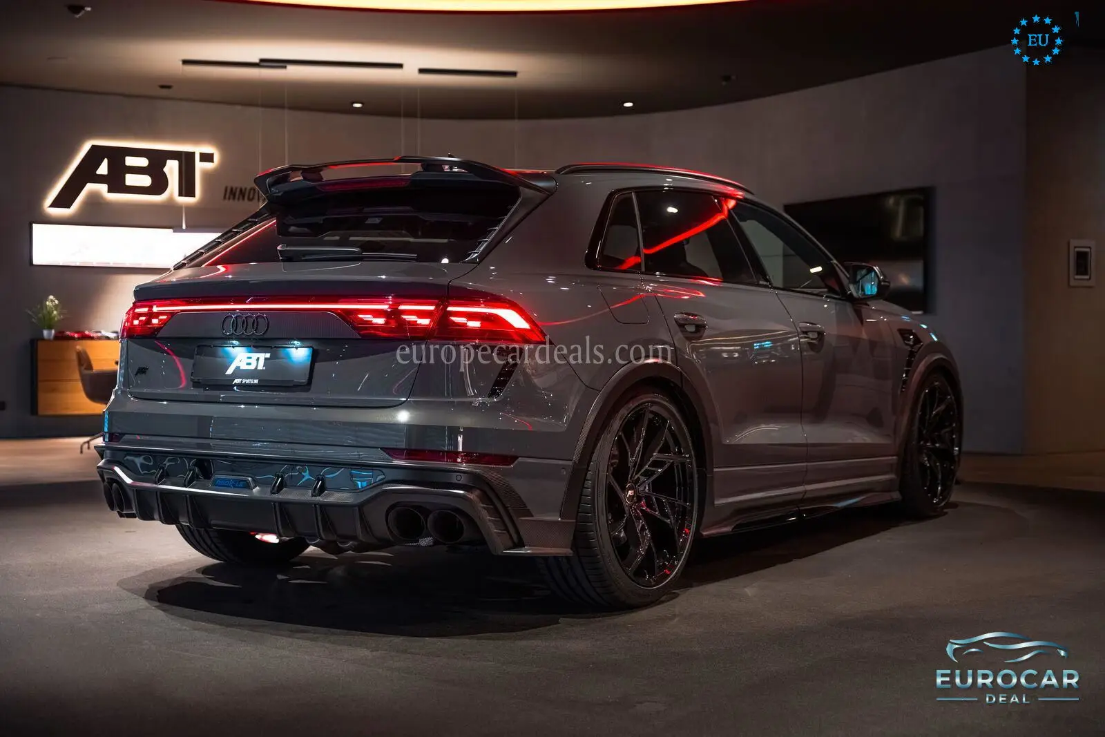 Audi RSQ8
