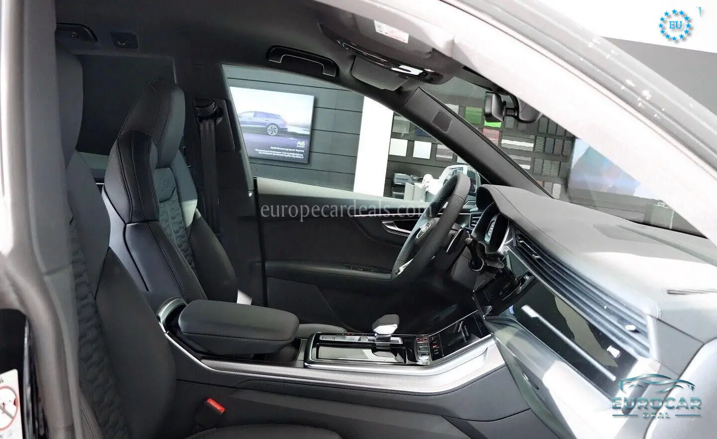 Audi RSQ8