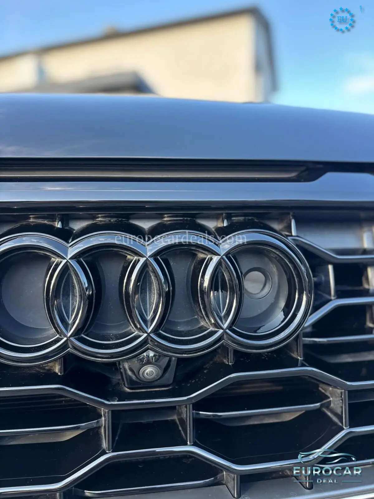 Audi RSQ8