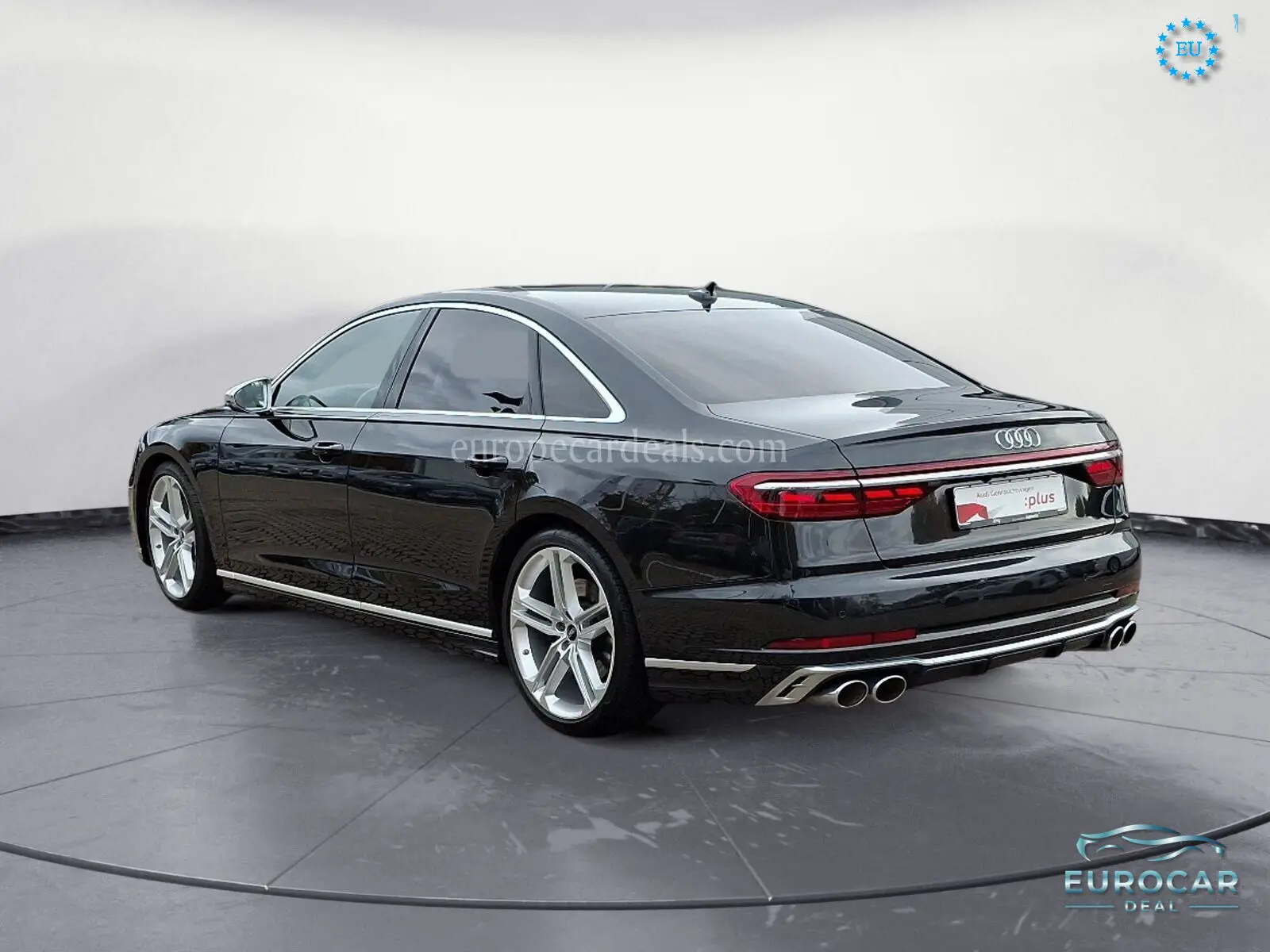 Audi S8