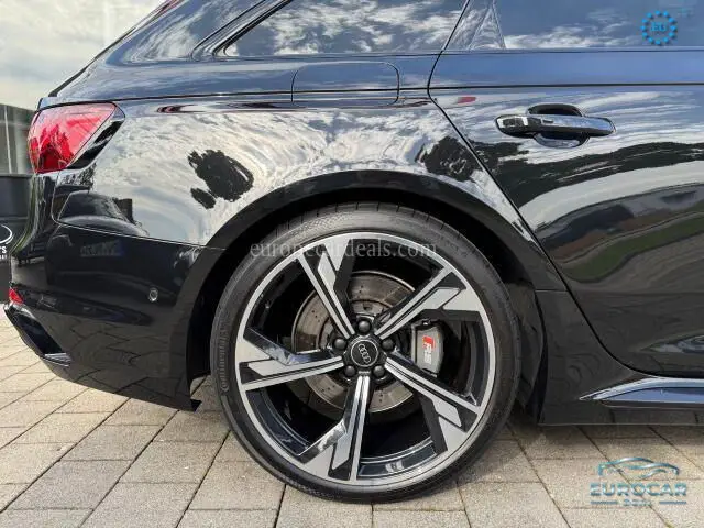 Audi RS4