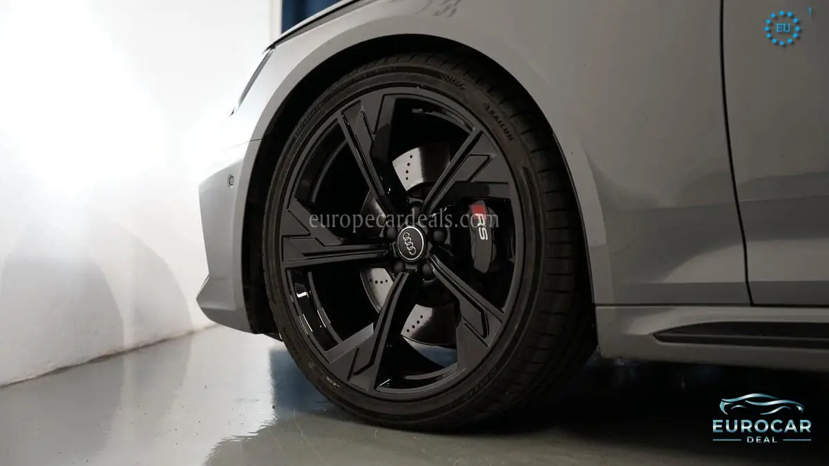 Audi RS4
