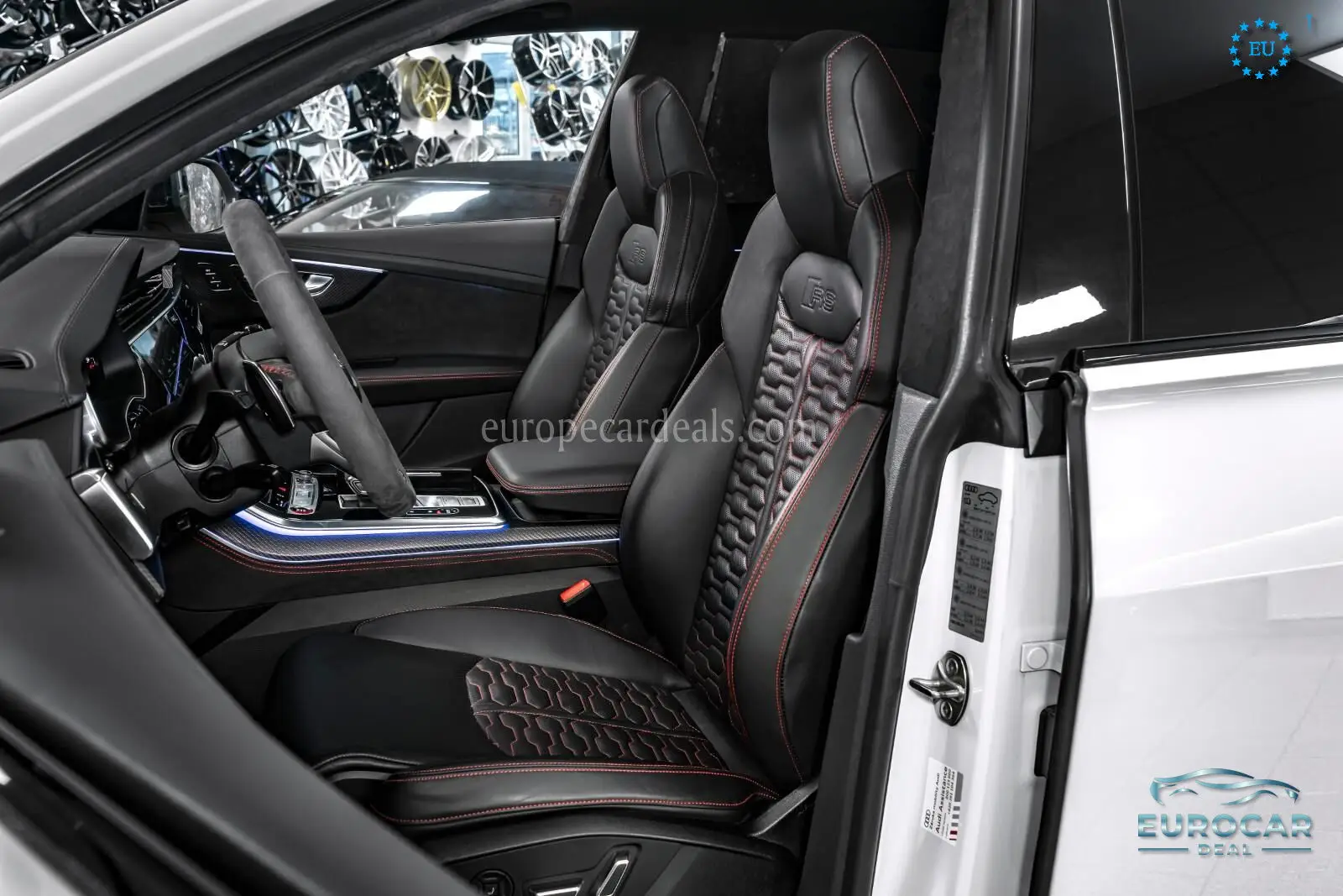 Audi RSQ8
