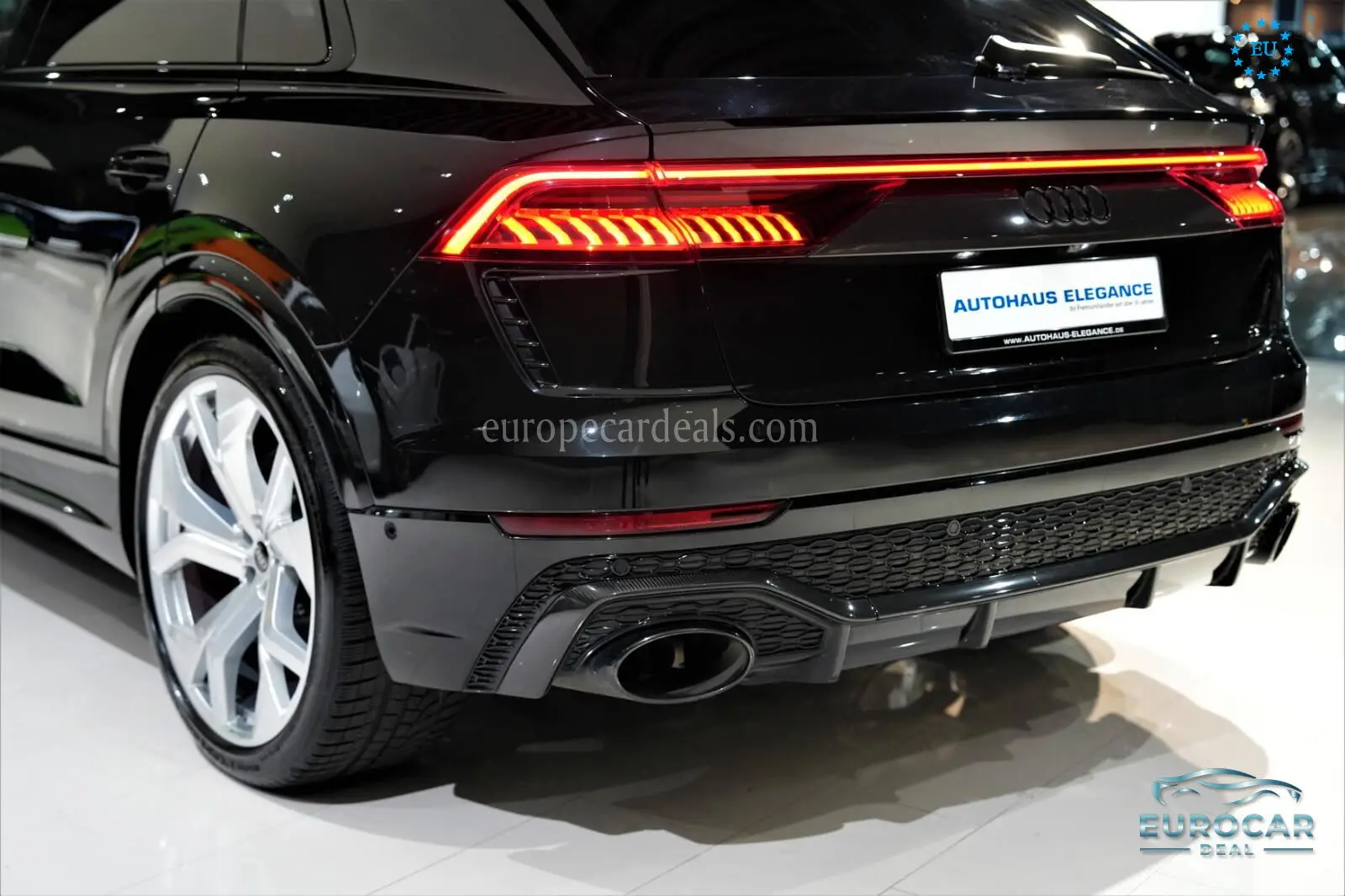 Audi RSQ8
