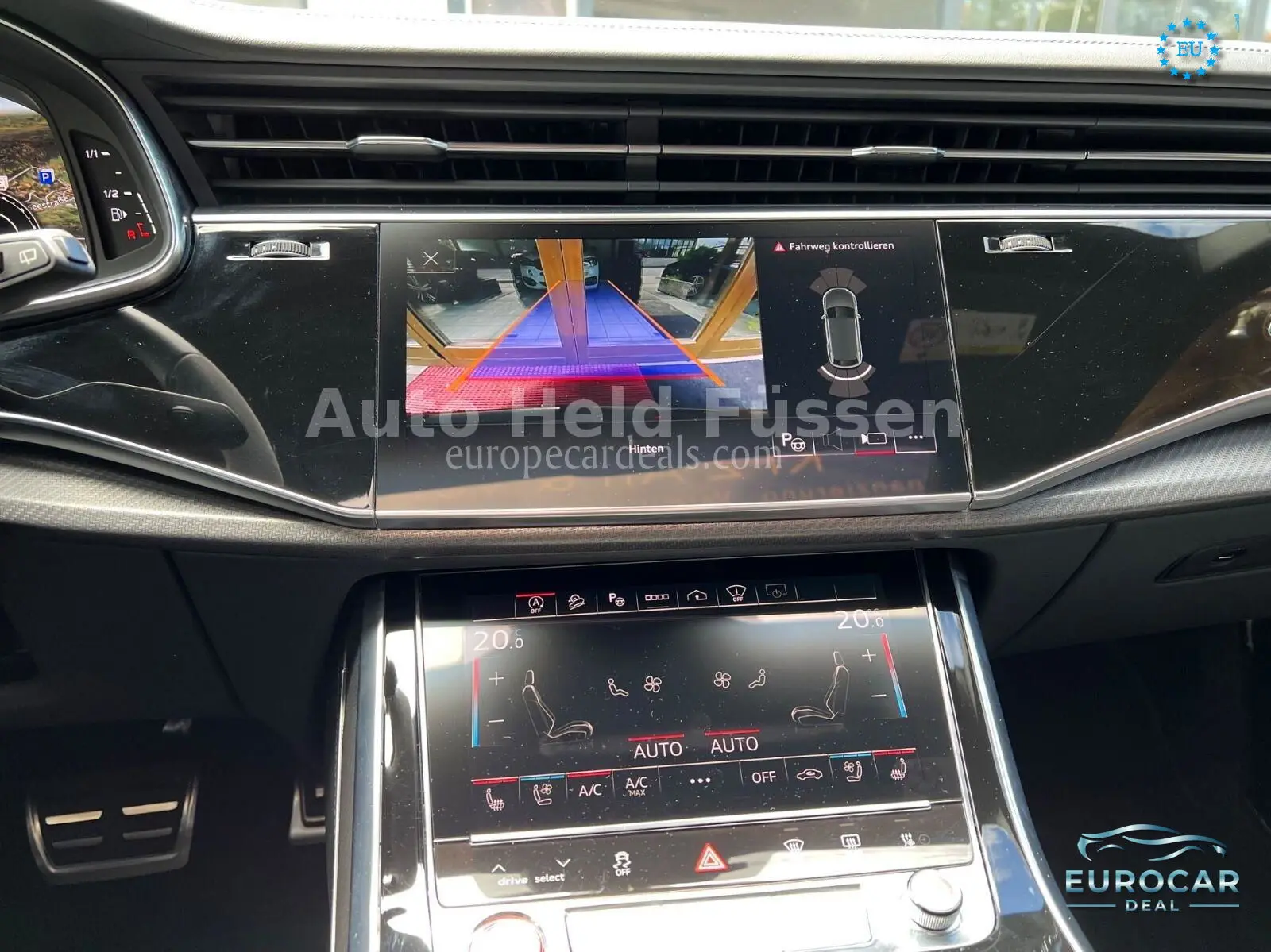 Audi RSQ8