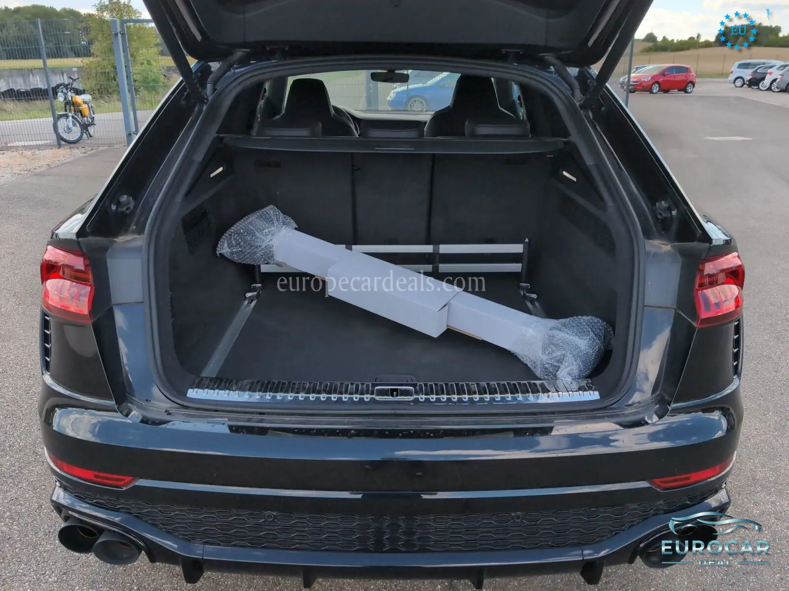 Audi RSQ8