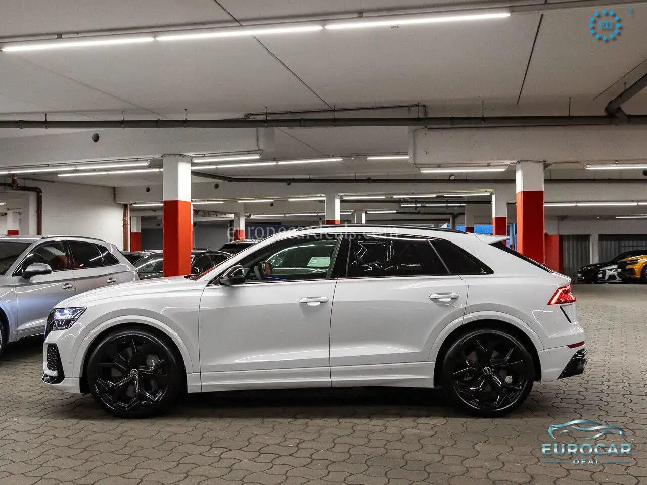 Audi RSQ8