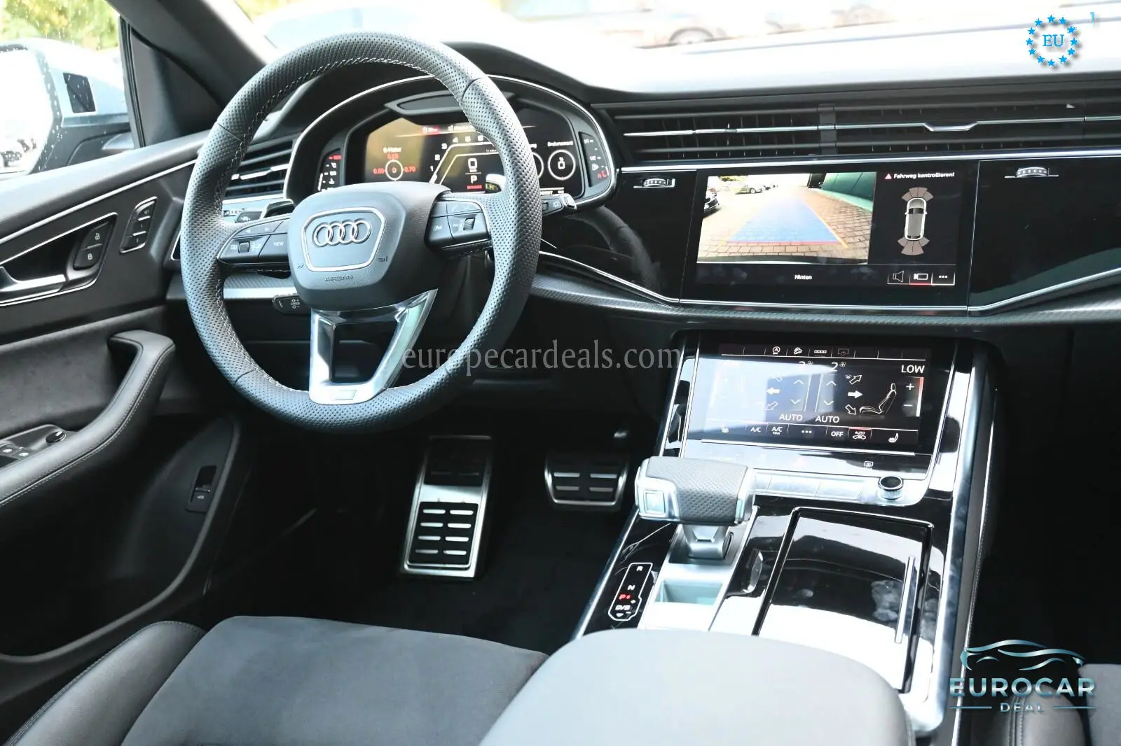 Audi RSQ8