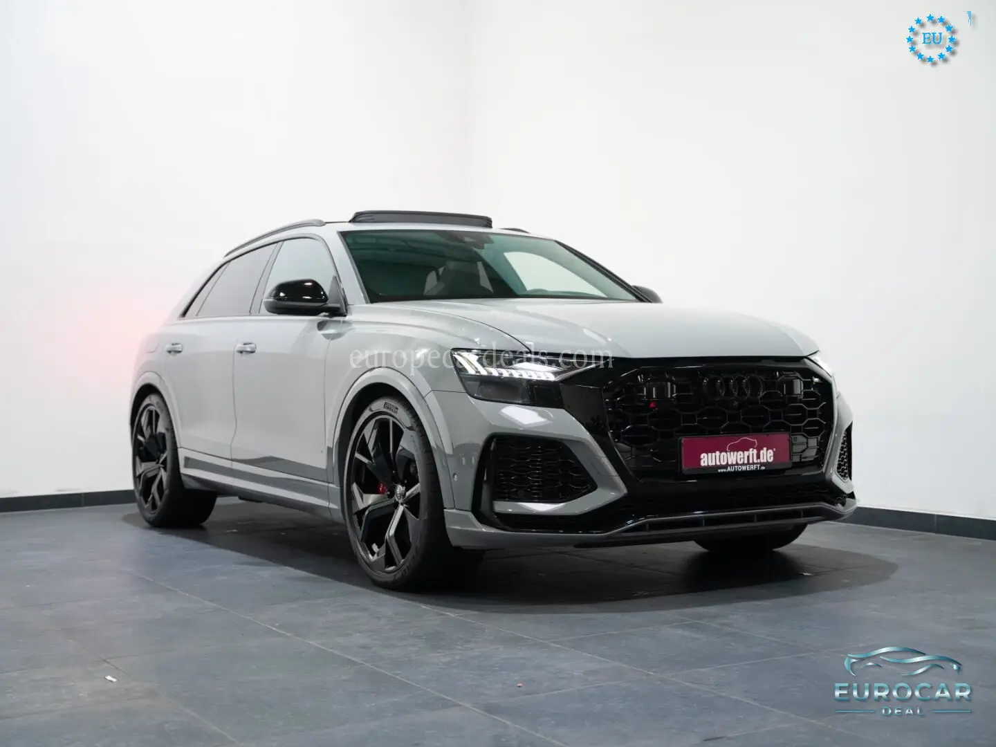Audi RSQ8