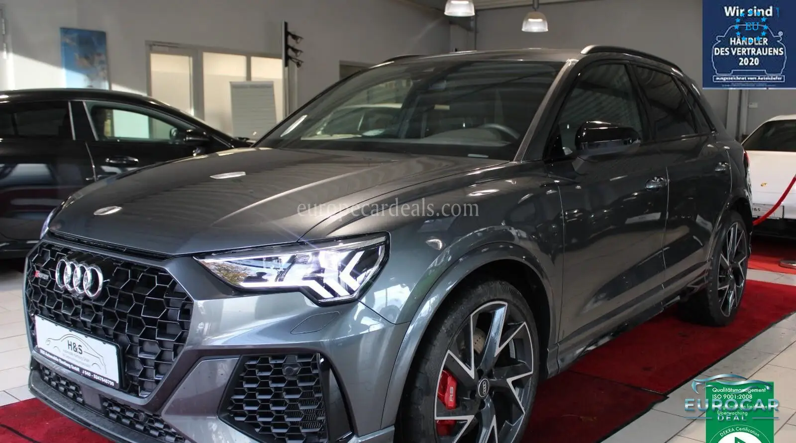 Audi RSQ3