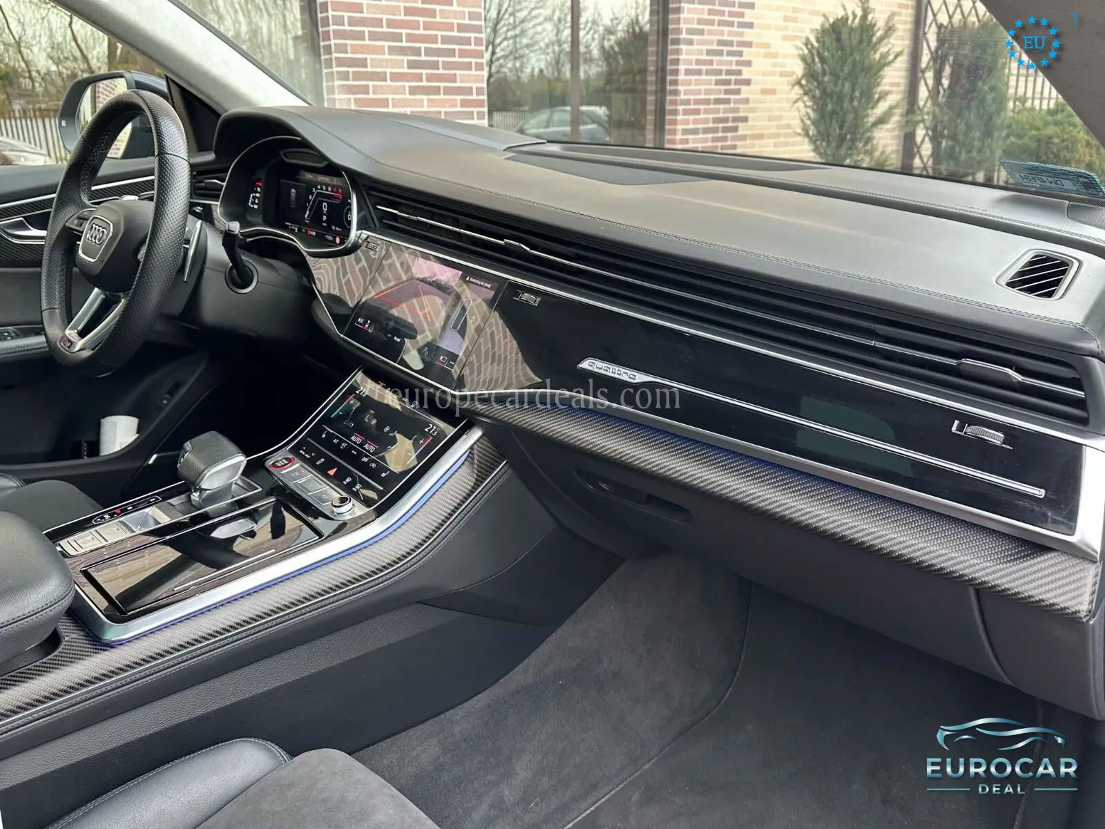 Audi RSQ8