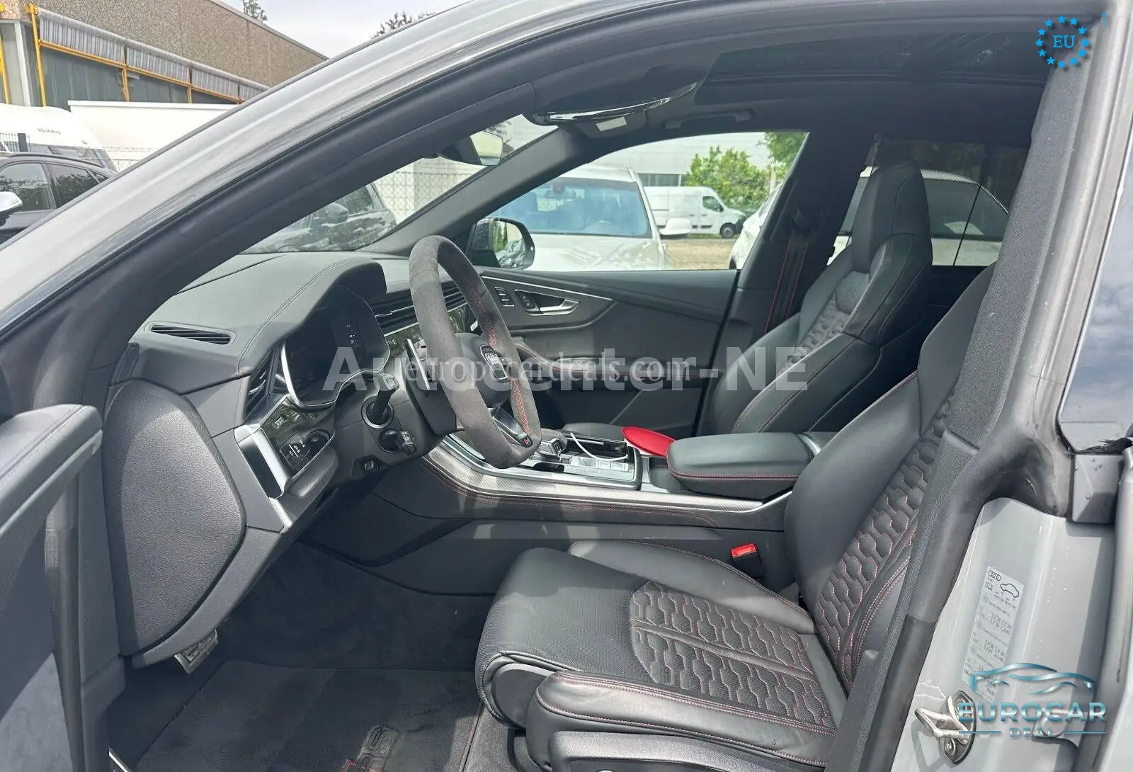Audi RSQ8
