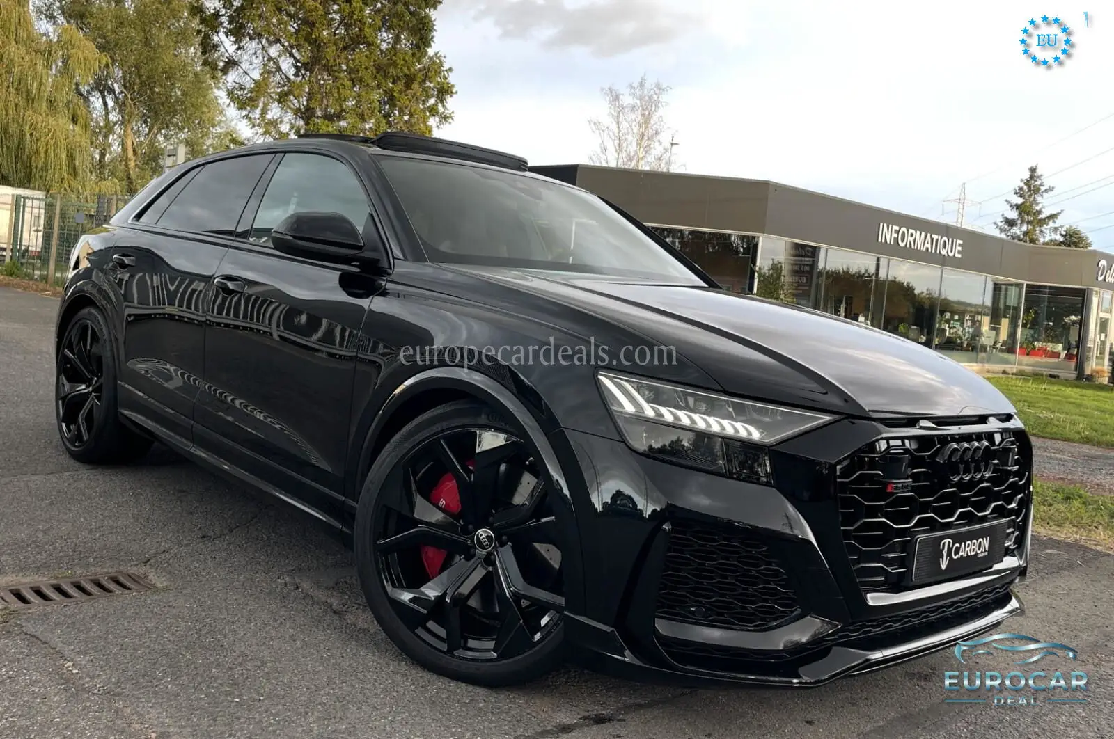 Audi RSQ8
