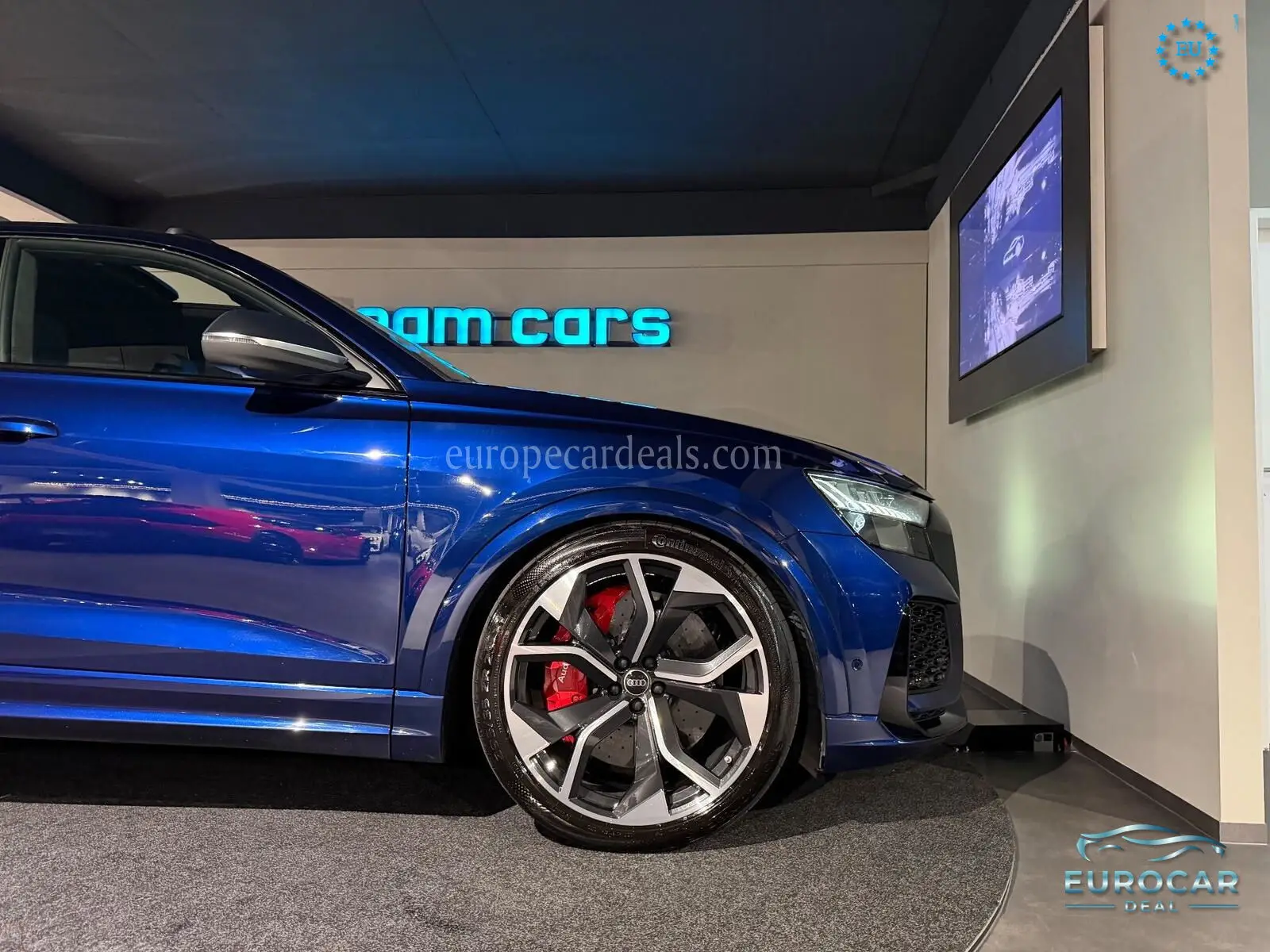 Audi RSQ8