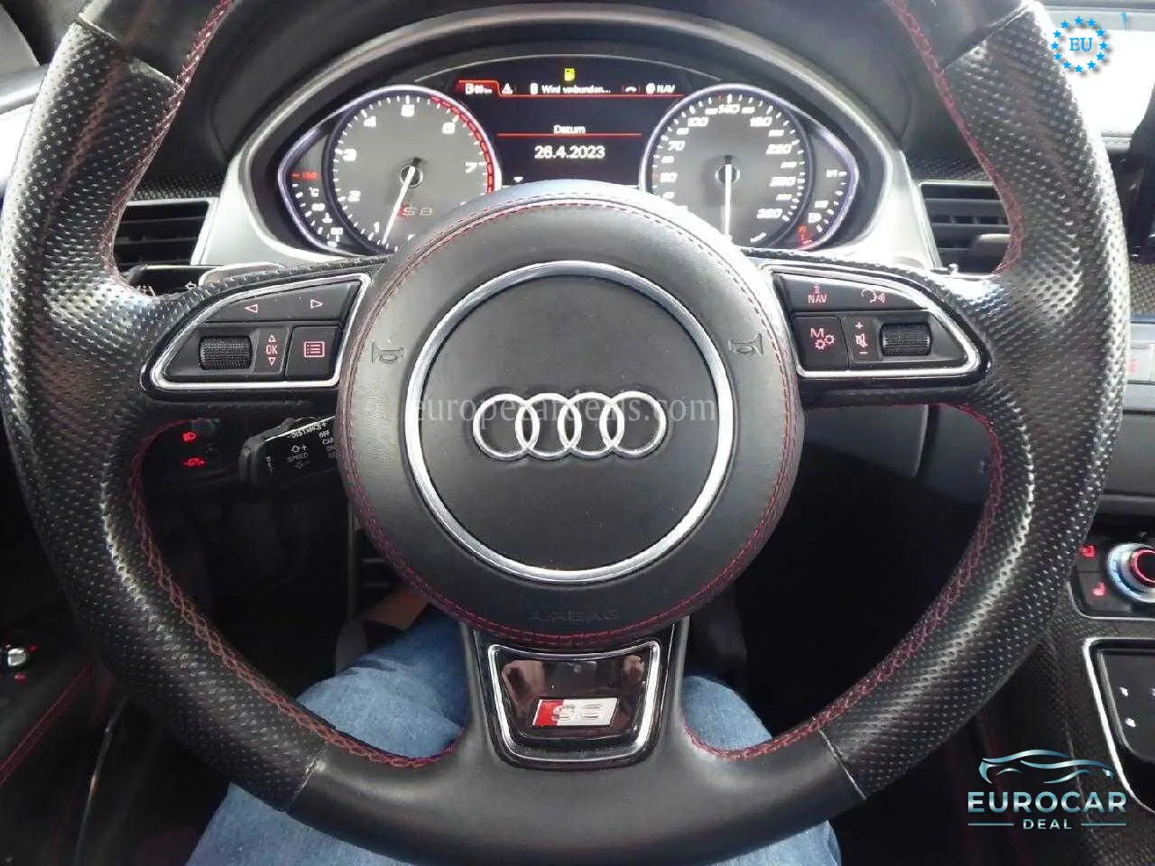 Audi S8