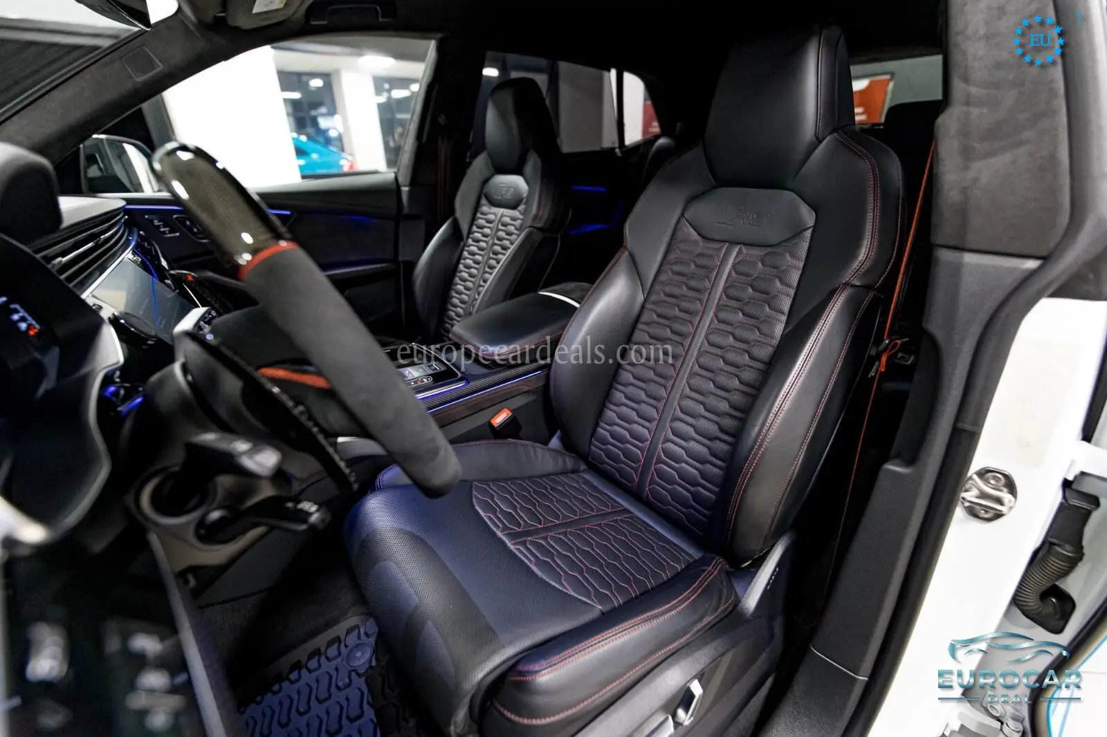 Audi RSQ8