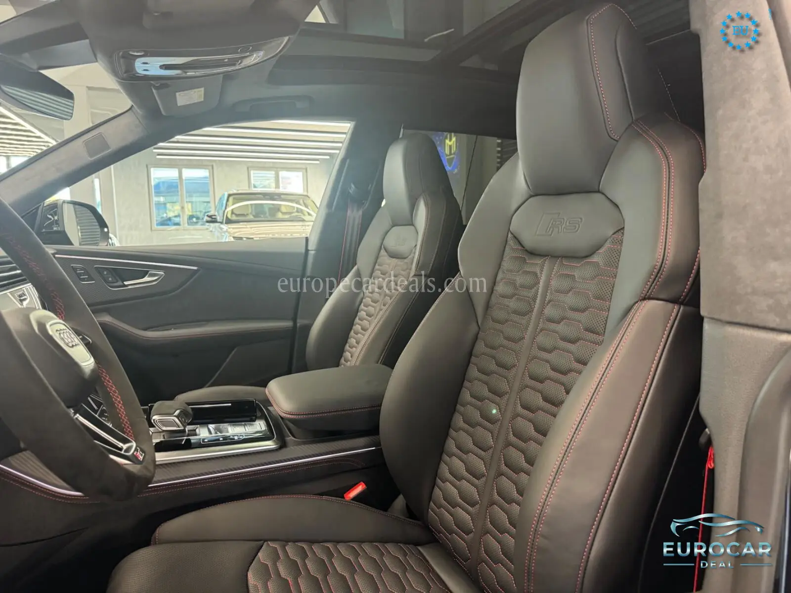 Audi RSQ8