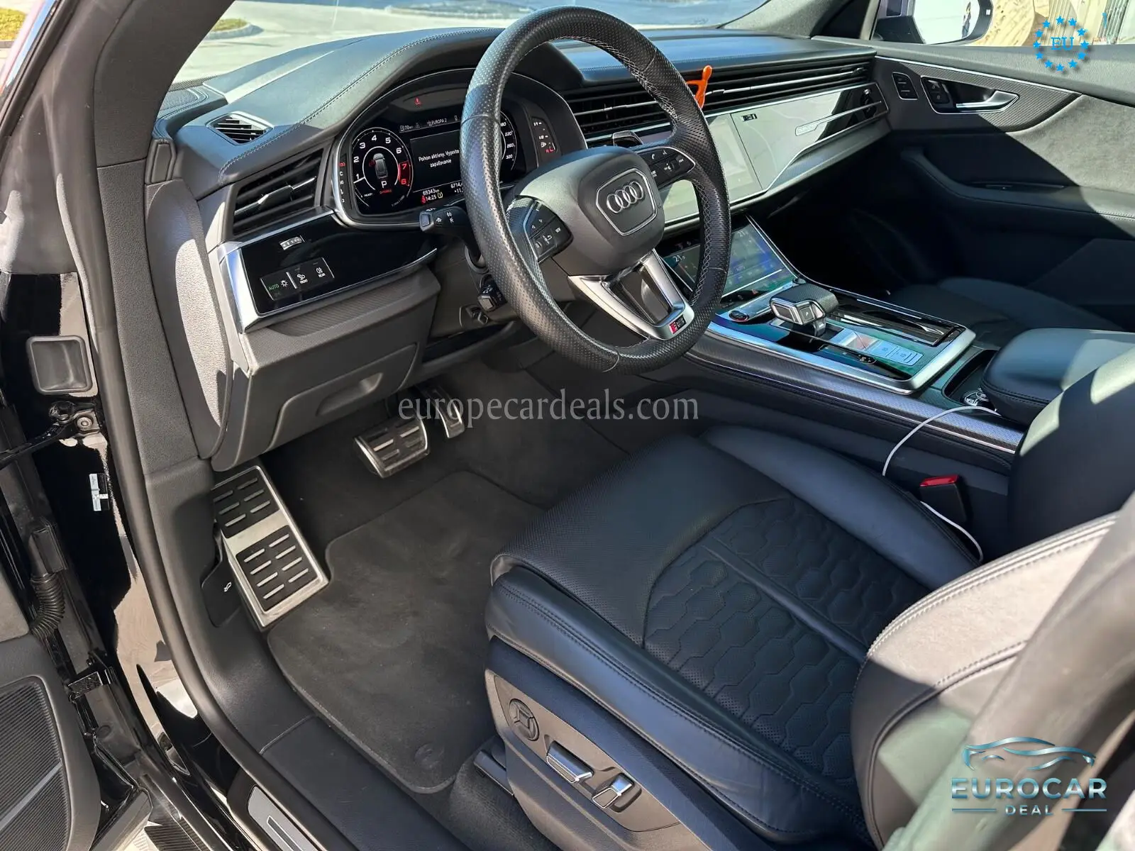 Audi RSQ8