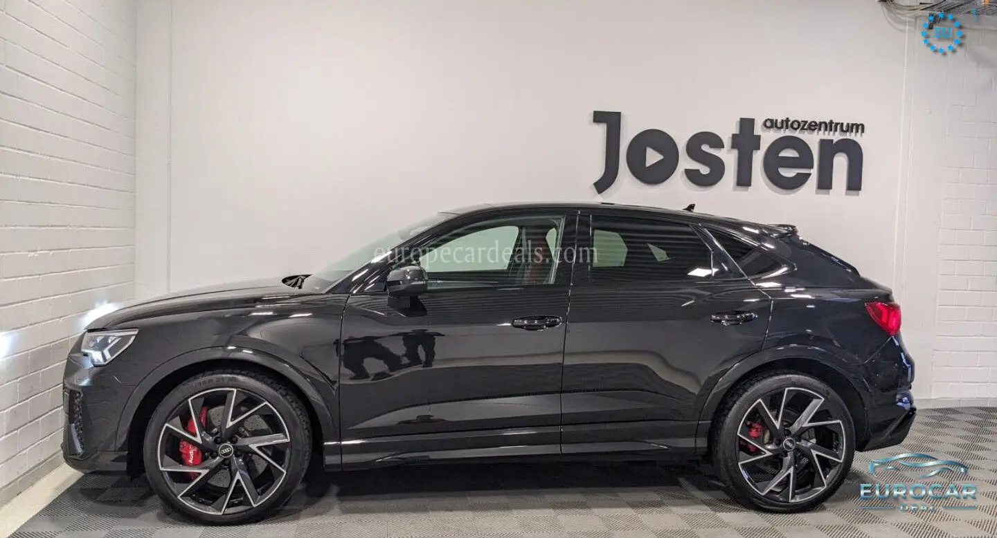Audi RSQ3