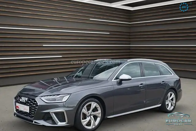 Audi S4