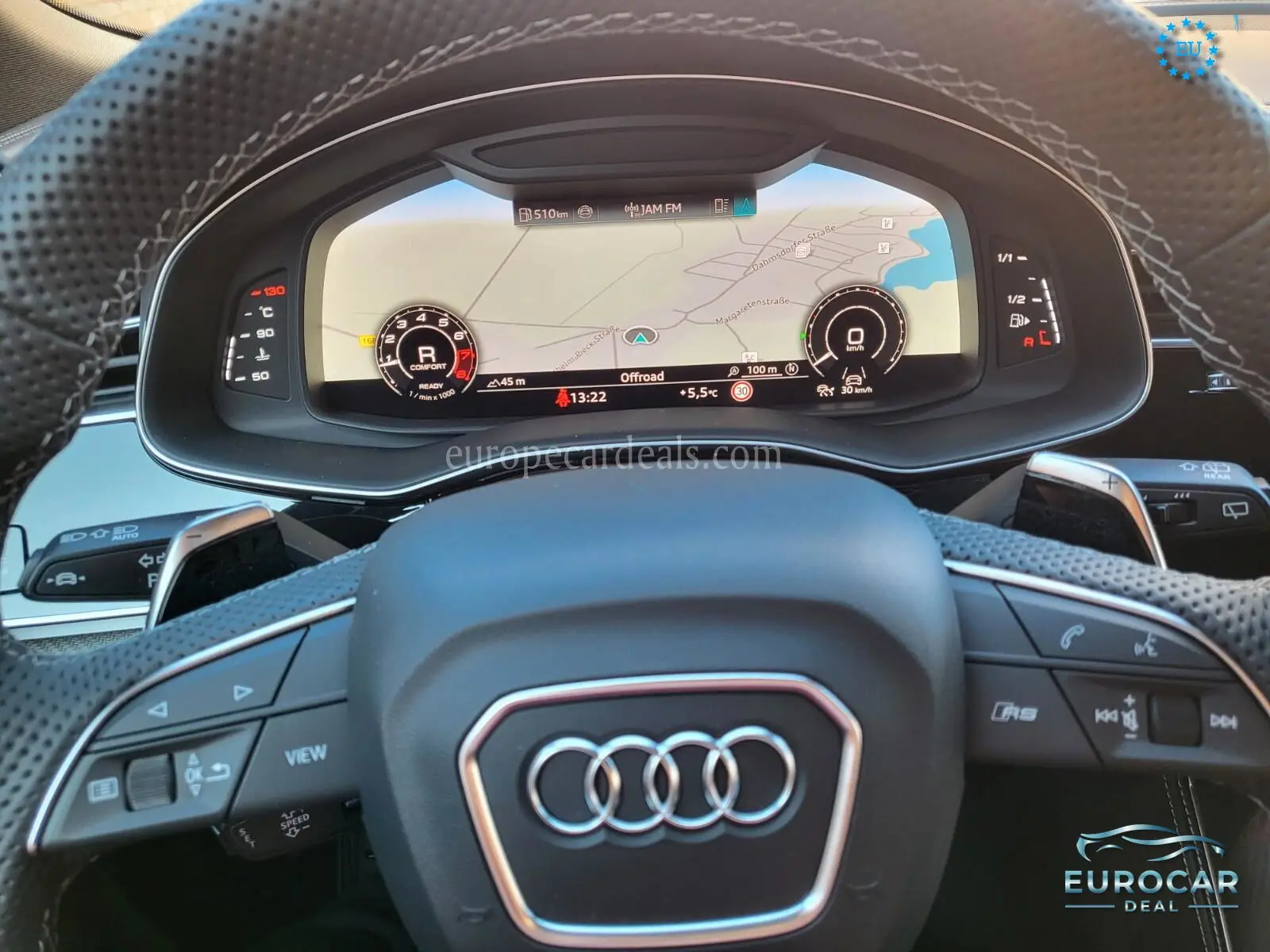 Audi RSQ8