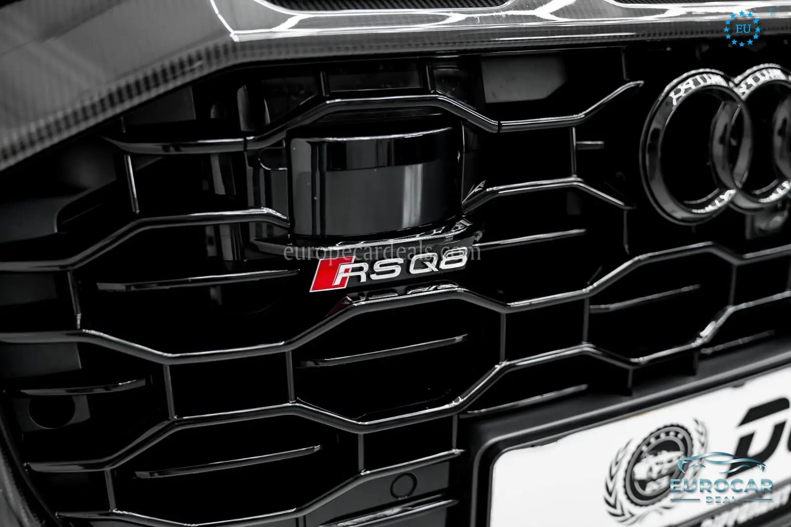 Audi RSQ8