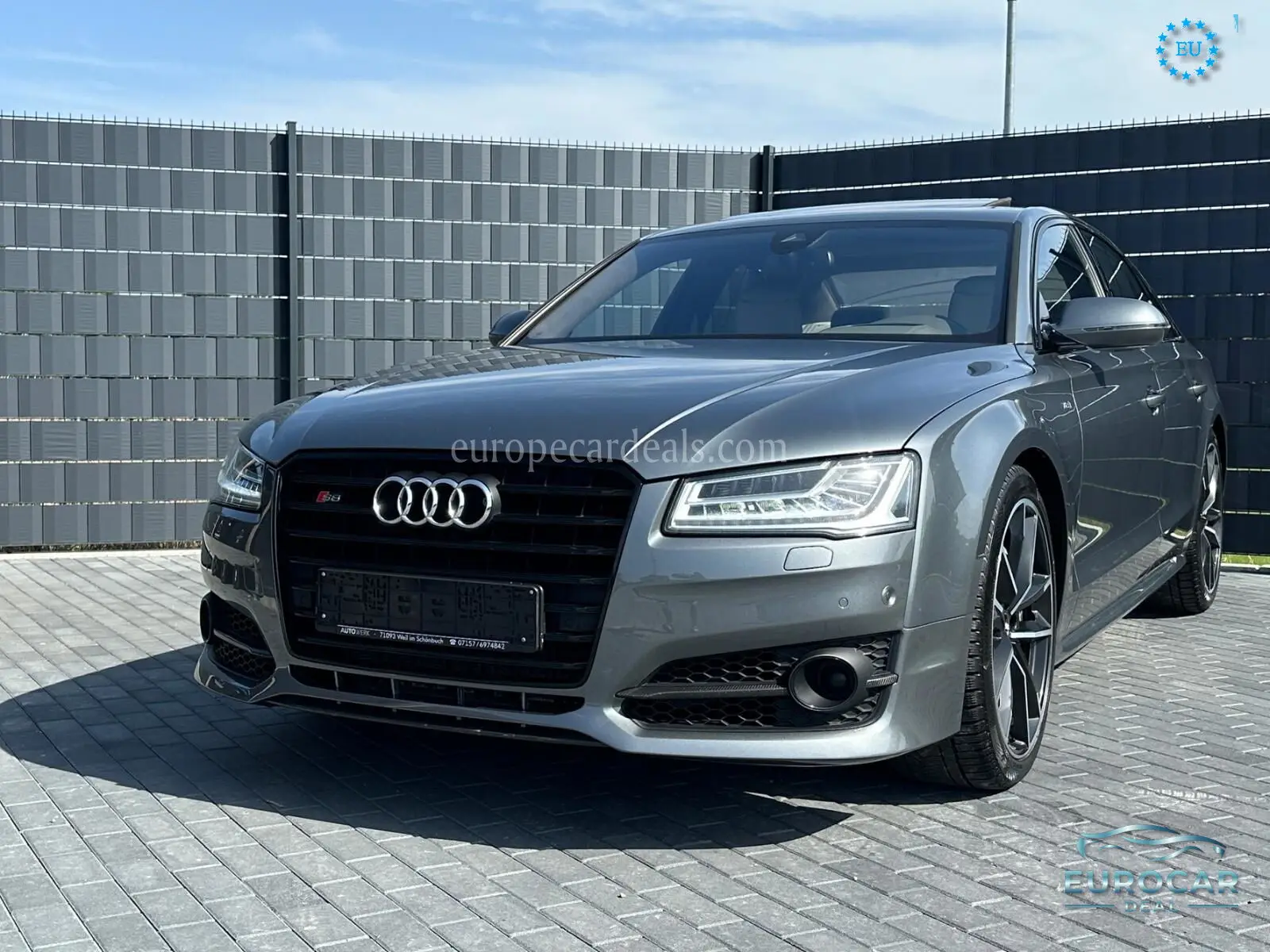 Audi S8