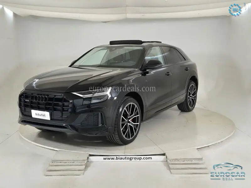 Audi Q8