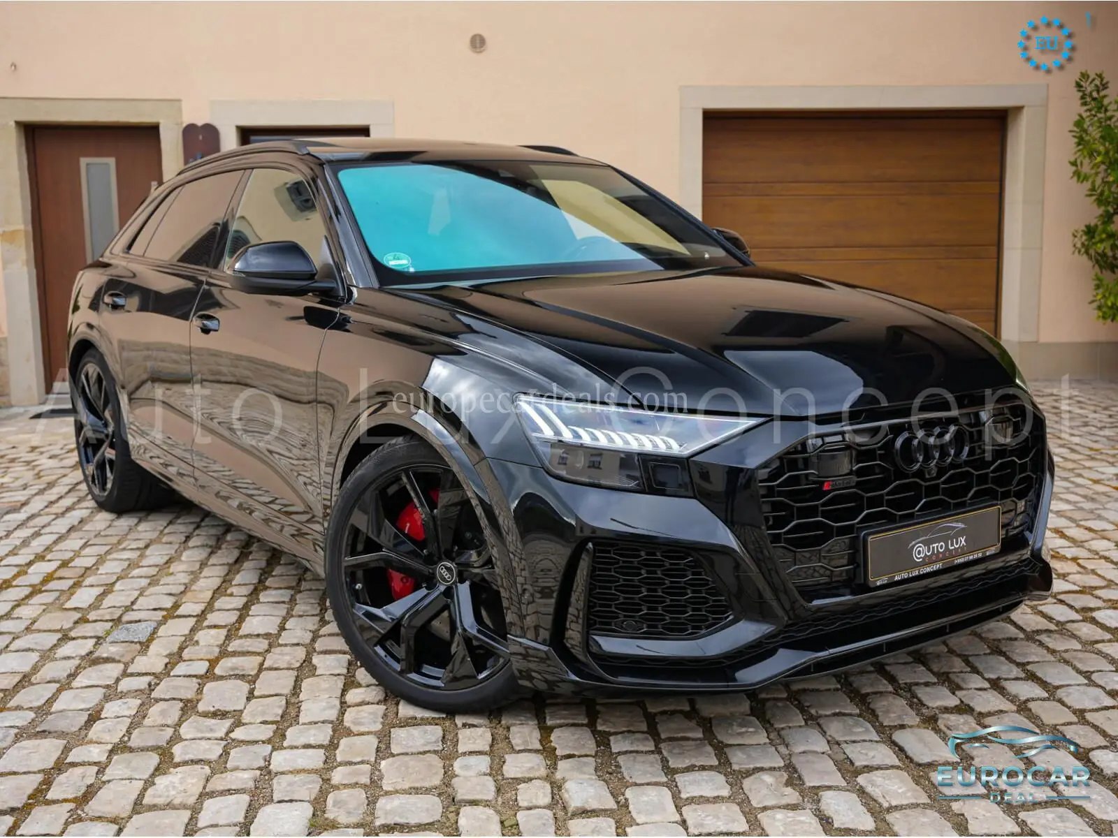 Audi RSQ8
