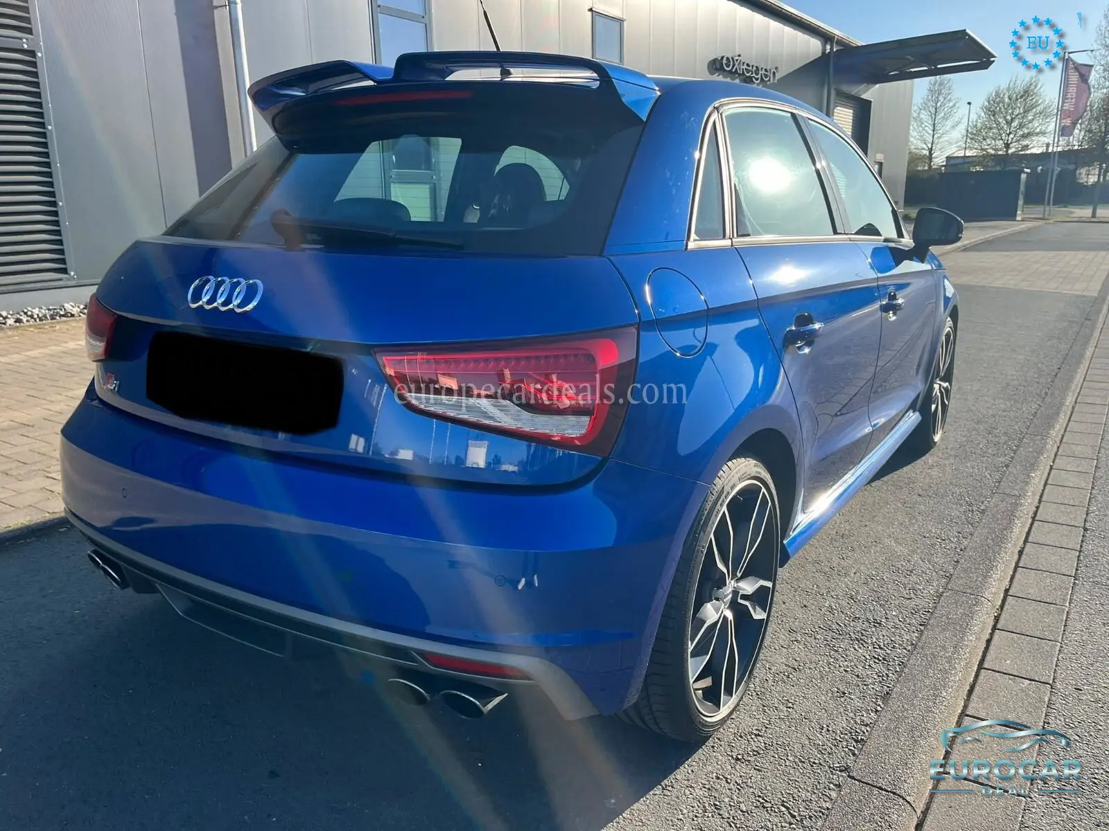 Audi S1