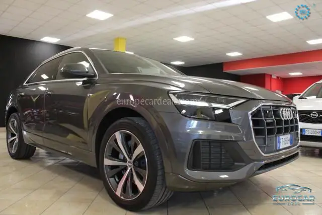 Audi Q8
