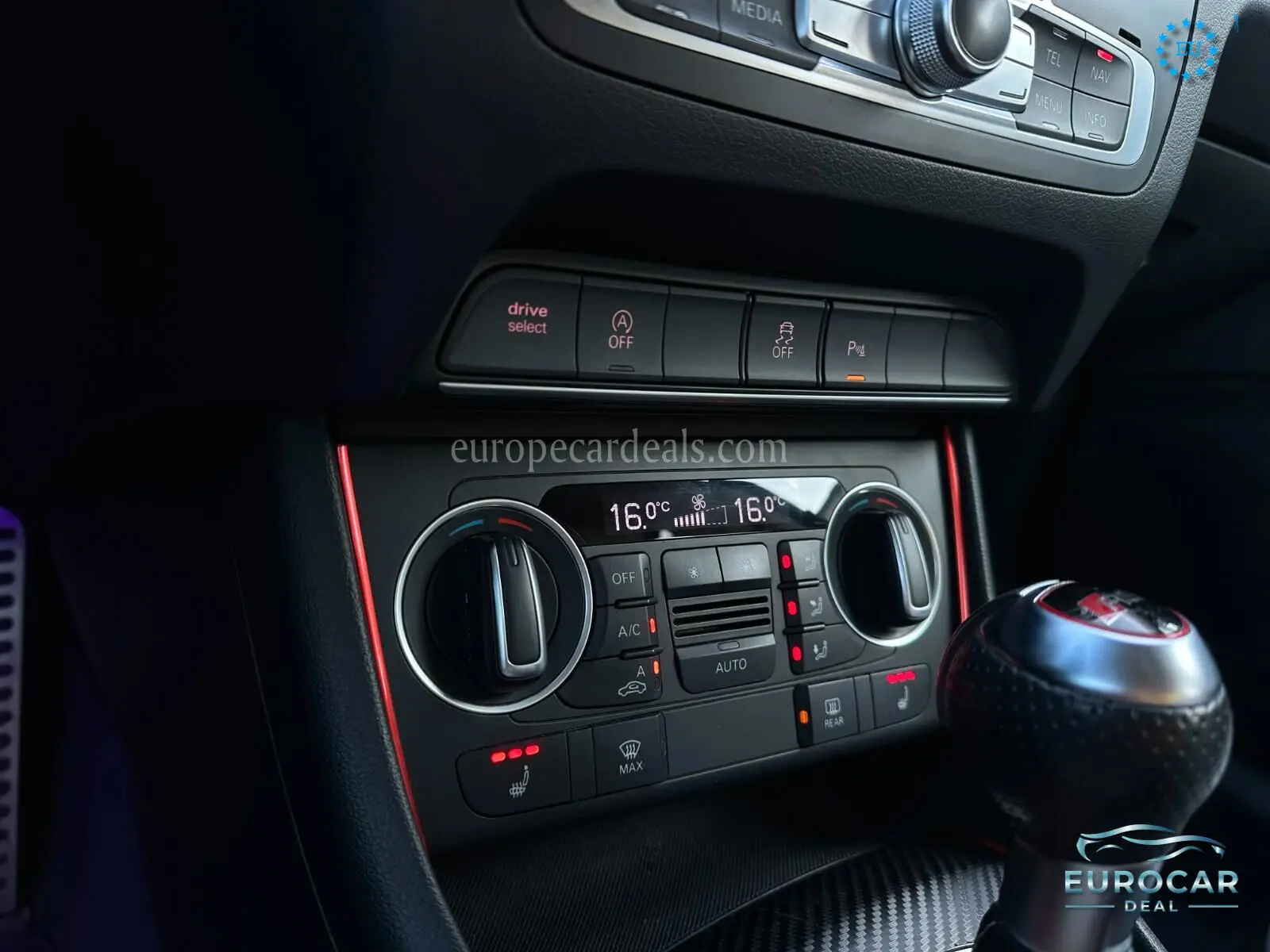 Audi RSQ3