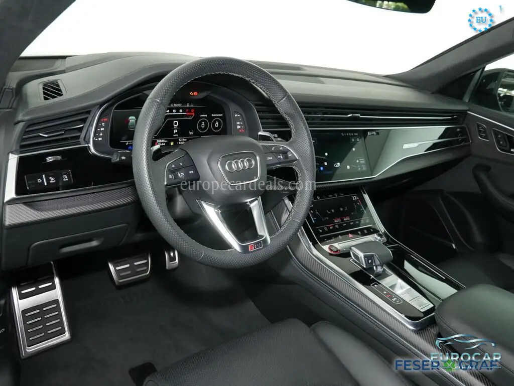 Audi RSQ8