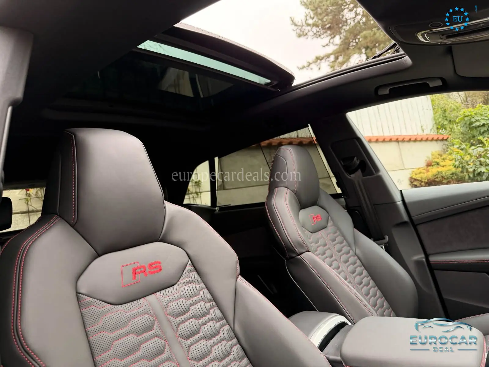 Audi RSQ8