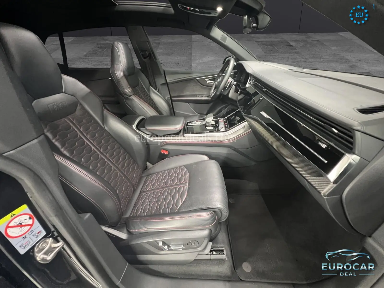 Audi RSQ8